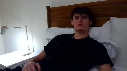 Cam online show from October 2025 11:18:02 PM