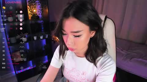 Snapshot of sensualily chatting on December 2025 07:53:02 PM Kiki online show from December 2025 07:53:02 PM