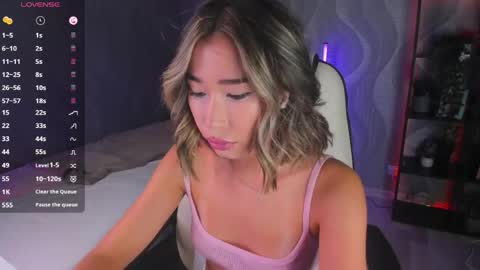Snapshot of sensualily chatting on May 2026 02:46:02 PM Kiki online show from May 2026 02:46:02 PM