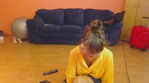 Snapshot of sensualmyra chatting on September 2025 01:04:01 PM sensualmyra online show from September 2025 01:04:01 PM