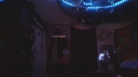 sequoia8888 online show from September 2025 06:46:01 AM