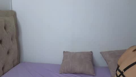 serafina_ online show from June 2026 06:43:01 PM