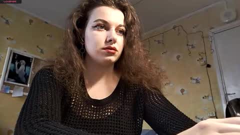 Snapshot of serafinayurick chatting on February 2026 09:14:02 AM May online show from February 2026 09:14:02 AM