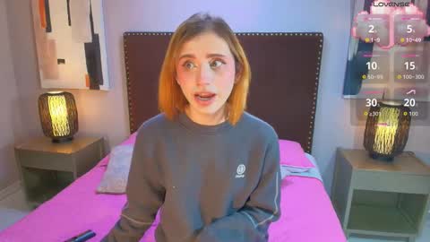 Snapshot of seraphine_star chatting on December 2025 04:21:01 AM Seraphine star online show from December 2025 04:21:01 AM