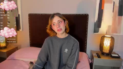 Snapshot of seraphine_star chatting on February 2026 09:44:01 PM Seraphine star online show from February 2026 09:44:01 PM