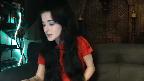 Snapshot of seraphinmunster chatting on September 2025 04:51:02 PM Seraphin Munster online show from September 2025 04:51:02 PM