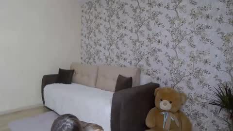 serayarose_ online show from December 2025 07:29:02 PM