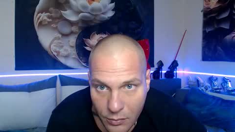 Snapshot of serenaandryan chatting on December 2025 07:53:02 PM serenaandryan online show from December 2025 07:53:02 PM