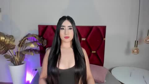 serenaaveline online show from December 2025 12:59:02 AM