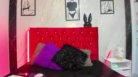 Snapshot of serenamystsh chatting on November 2025 02:58:01 AM serenamystsh online show from November 2025 02:58:01 AM