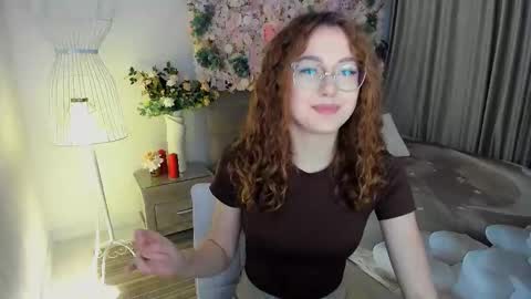 Snapshot of sereneflame chatting on November 2025 07:35:02 PM Ophelia online show from November 2025 07:35:02 PM