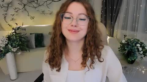 Snapshot of sereneflame chatting on November 2025 04:09:02 PM Ophelia online show from November 2025 04:09:02 PM