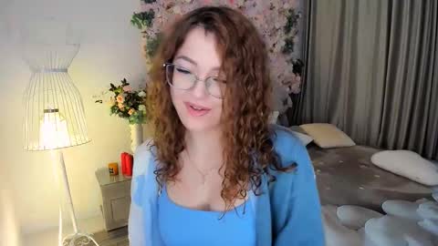 Snapshot of sereneflame chatting on November 2025 10:07:01 AM Ophelia online show from November 2025 10:07:01 AM