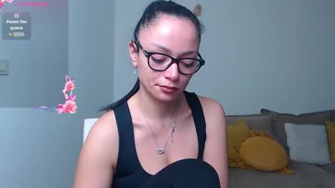 SereneSophi online show from February 2025 07:12:02 AM