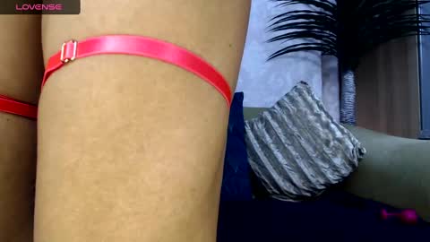 serenexx  your MILF online show from February 2025 07:04:02 AM