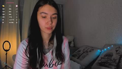 Ariana online show from November 2025 06:29:02 PM