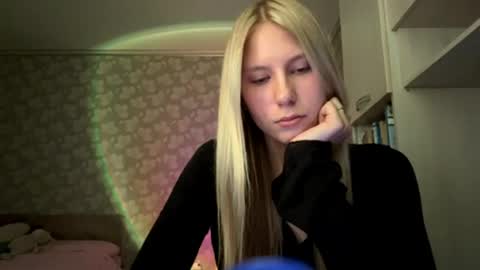 Snapshot of serinalasch chatting on May 2026 08:31:02 AM Sofia online show from May 2026 08:31:02 AM