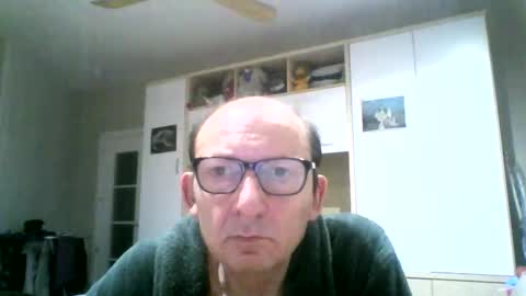 Snapshot of serrano49 chatting on April 2026 01:43:01 AM serrano49 online show from April 2026 01:43:01 AM