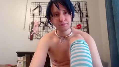 Servile Sarah online show from February 2025 09:56:02 PM