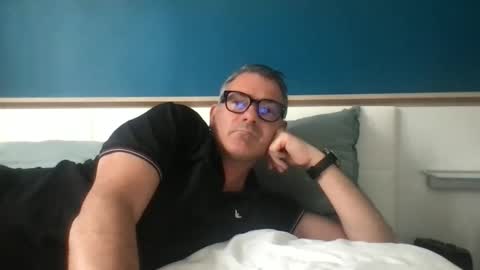 Snapshot of sesamechris92 chatting on June 2026 10:28:02 AM sesamechris92 online show from June 2026 10:28:02 AM