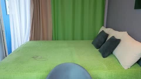 Snapshot of sevans14 chatting on May 2026 01:25:02 AM SevanS14 online show from May 2026 01:25:02 AM