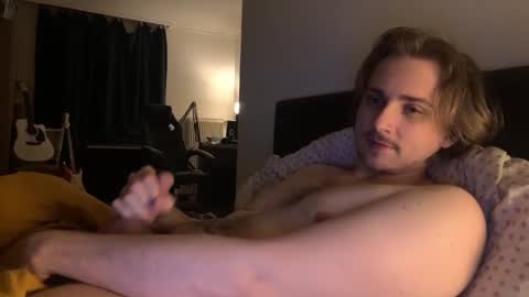 seven20yrs online show from December 2024 12:52:02 AM