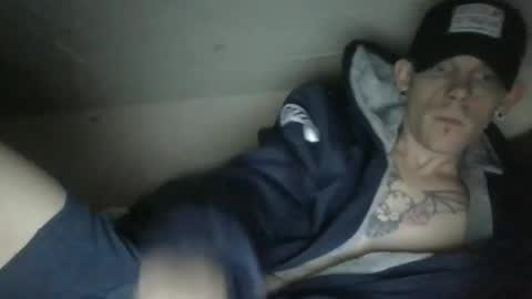 SevenIncheZ online show from December 2024 10:01:01 PM