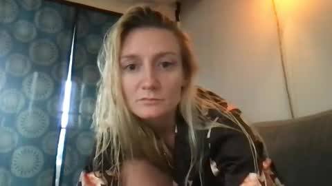 Sex drugs and plugss online show from December 2025 10:47:01 PM