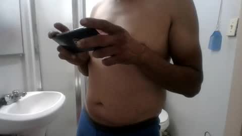 Snapshot of sexboy1437 chatting on October 2025 01:13:02 AM sexboy1437 online show from October 2025 01:13:02 AM