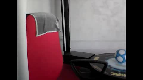 Snapshot of sexcoppia_24 chatting on April 2026 08:52:02 AM sexcoppia_24 online show from April 2026 08:52:02 AM