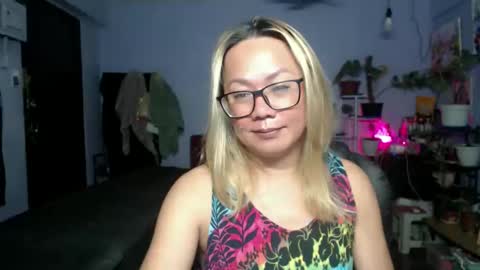 Mistress ANNA WINTOUR online show from October 2025 09:10:02 PM