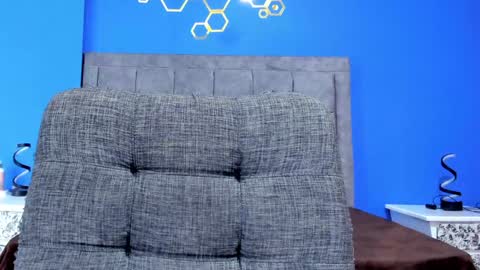 Snapshot of sexfenix_ chatting on February 2025 03:21:02 AM karen and camilo online show from February 2025 03:21:02 AM