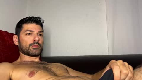 Snapshot of sexfriendch chatting on November 2025 05:11:01 PM Lucenzo online show from November 2025 05:11:01 PM