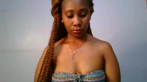 Snapshot of sexie_curvie chatting on February 2025 11:56:01 AM Maggie online show from February 2025 11:56:01 AM