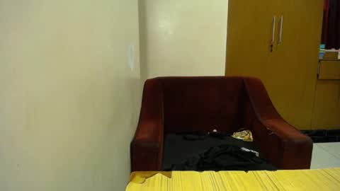 Snapshot of sexie_desire chatting on April 2026 02:36:02 PM Mari online show from April 2026 02:36:02 PM