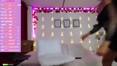 Lili online show from March 2026 06:18:02 PM