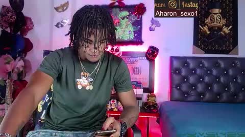 Aharon  ravelo online show from February 2026 05:57:02 AM