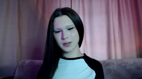 Snapshot of sexpired_princess chatting on February 2025 05:05:01 AM Nextdoor Princess online show from February 2025 05:05:01 AM