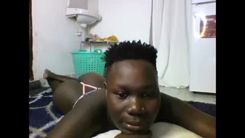 Snapshot of sexqueen02 chatting on February 2025 06:06:01 PM sexqueen02 online show from February 2025 06:06:01 PM