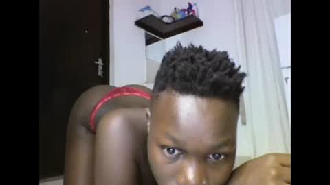 Snapshot of sexqueen02 chatting on February 2025 05:51:01 AM sexqueen02 online show from February 2025 05:51:01 AM