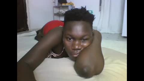 Snapshot of sexqueen02 chatting on February 2025 12:05:01 AM sexqueen02 online show from February 2025 12:05:01 AM