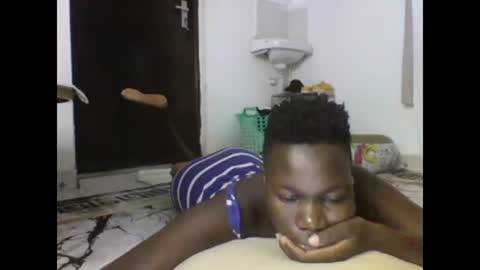 Snapshot of sexqueen02 chatting on February 2025 02:27:02 PM sexqueen02 online show from February 2025 02:27:02 PM