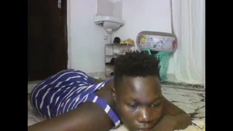 Snapshot of sexqueen02 chatting on February 2025 11:52:02 PM sexqueen02 online show from February 2025 11:52:02 PM