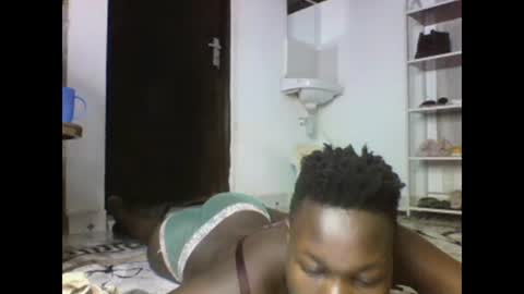 Snapshot of sexqueen02 chatting on February 2025 04:25:01 AM sexqueen02 online show from February 2025 04:25:01 AM