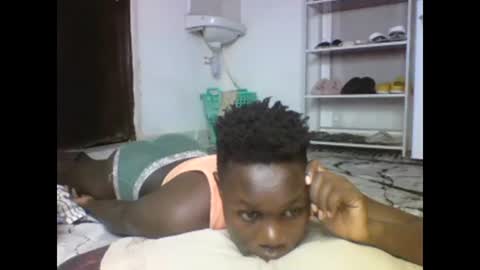 Snapshot of sexqueen02 chatting on February 2025 11:59:02 PM sexqueen02 online show from February 2025 11:59:02 PM