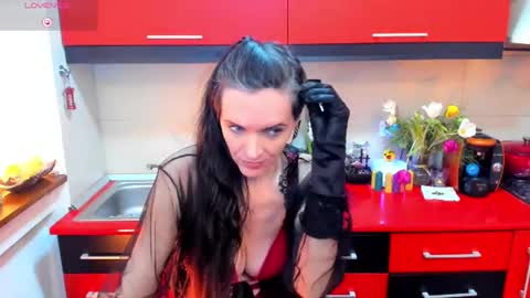 Snapshot of sexqueen1111 chatting on February 2025 08:13:02 PM sexqueen1111 online show from February 2025 08:13:02 PM