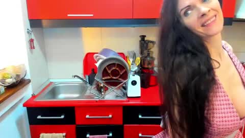 Snapshot of sexqueen1111 chatting on February 2025 04:36:02 AM sexqueen1111 online show from February 2025 04:36:02 AM
