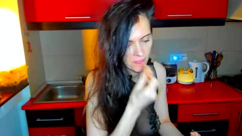 sexqueen1111 online show from February 2026 03:10:02 AM