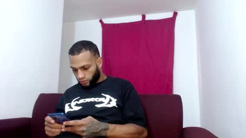 Snapshot of sexseason777 chatting on October 2025 03:21:02 PM STIIV G online show from October 2025 03:21:02 PM