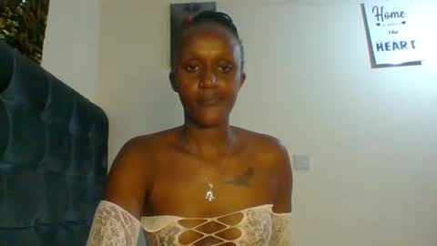 Snapshot of sexsy_sally chatting on December 2024 10:35:02 PM sexsysally online show from December 2024 10:35:02 PM